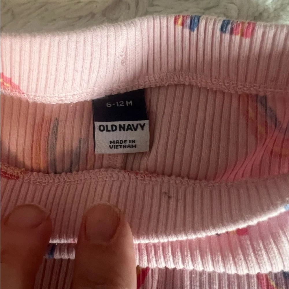 Old Navy Bundle 6-12 Months